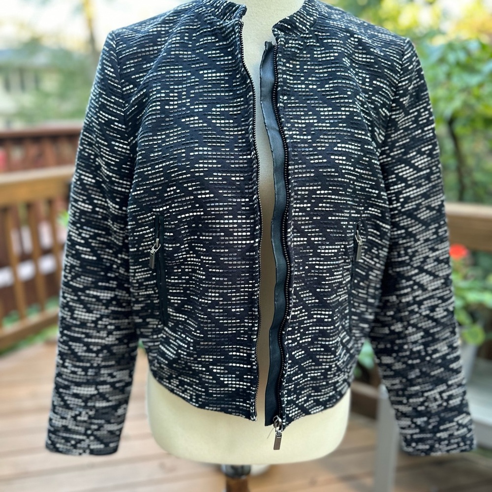 H&M Black and White Blazer with Geometric Embroidery and Zip Closure